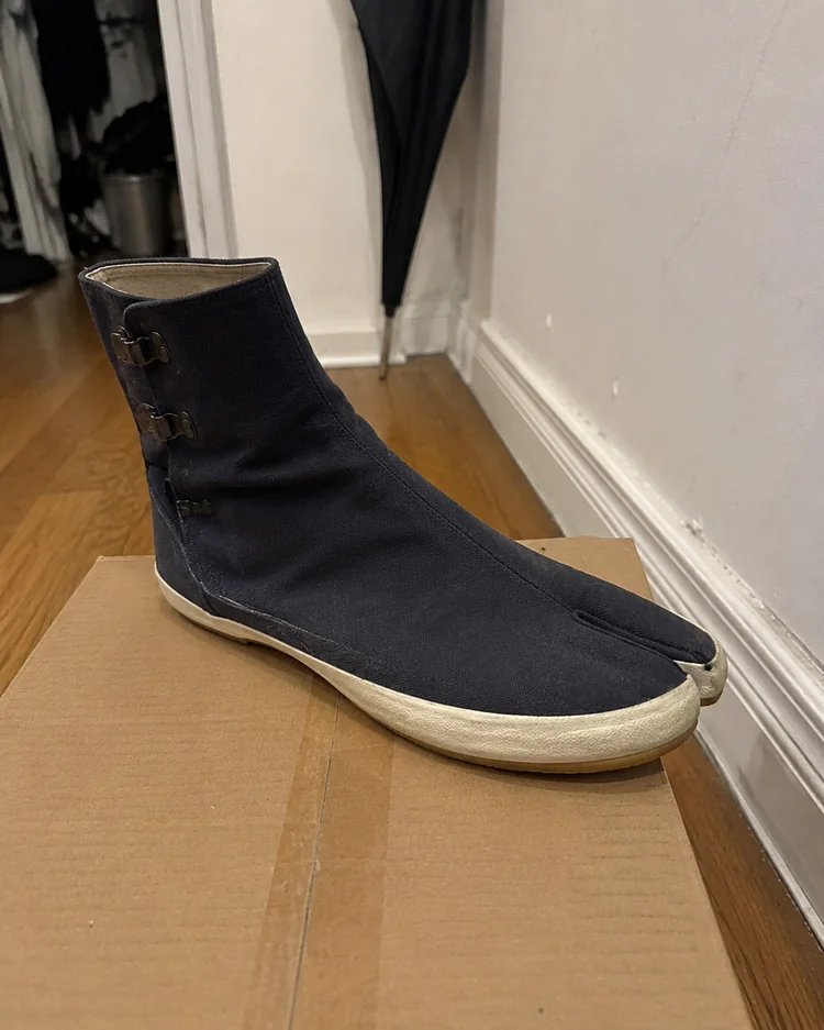 Original source for Shoes example 7
