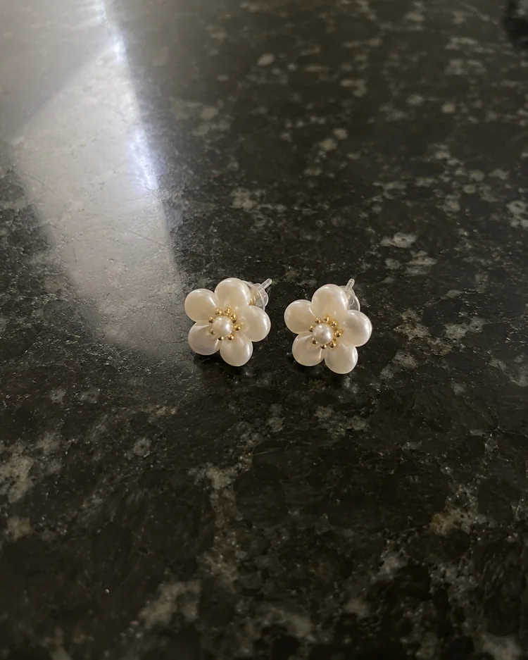 Original source for Earrings example 14