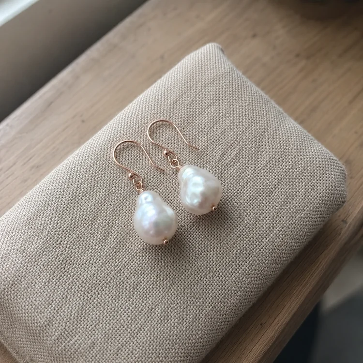 Original source for Earrings example 16