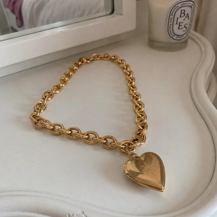 Original source for Necklace example 4