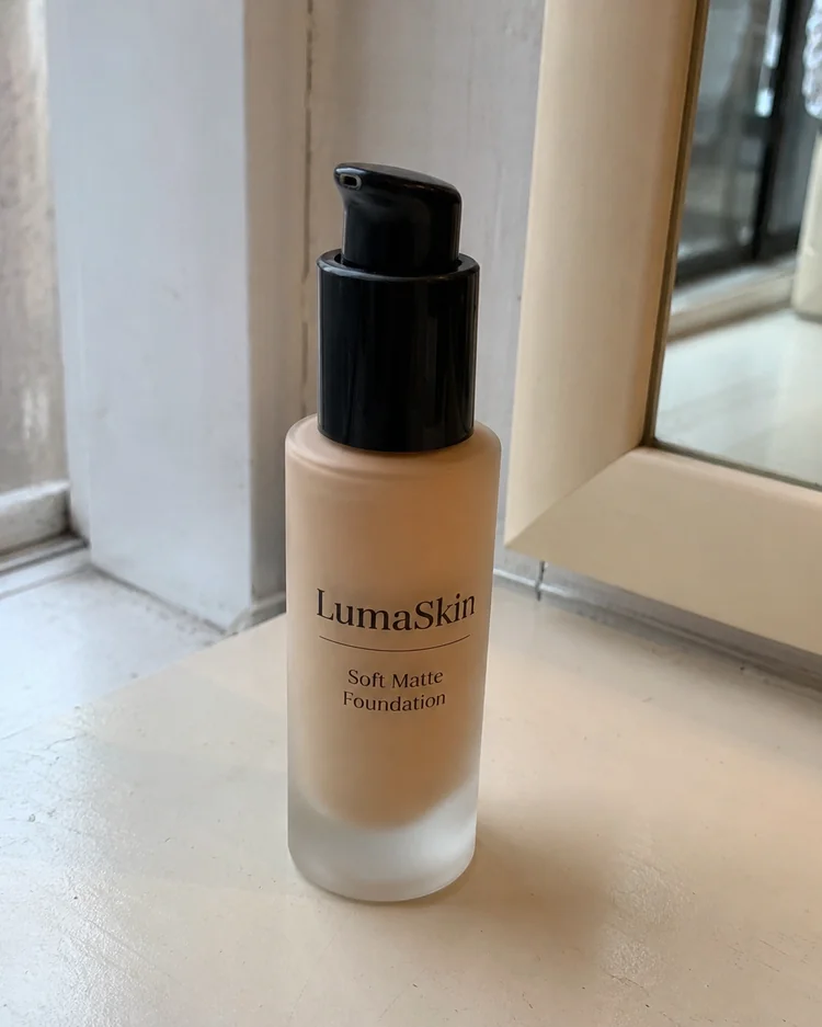 Original source for Cosmetic Packaging example 10