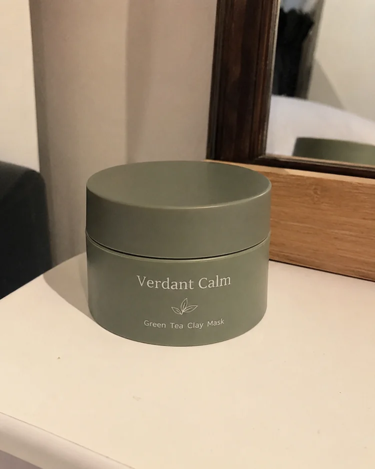 Original source for Cosmetic Packaging example 12