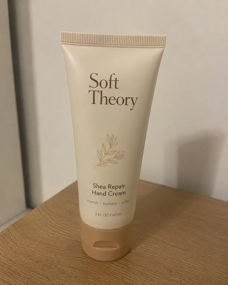 Original source for Cosmetic Packaging example 14
