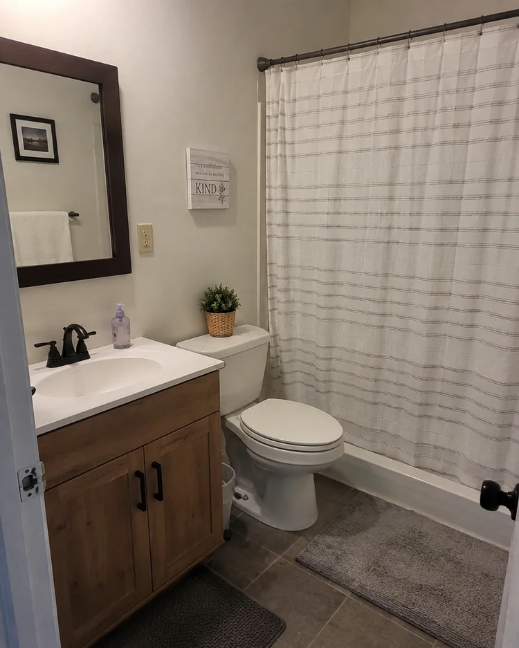 Original source for Airbnb Photo example 14