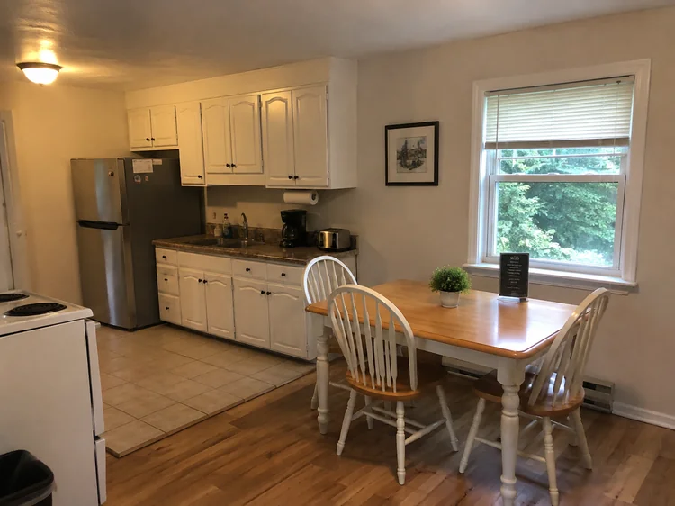 Original source for Airbnb Photo example 3