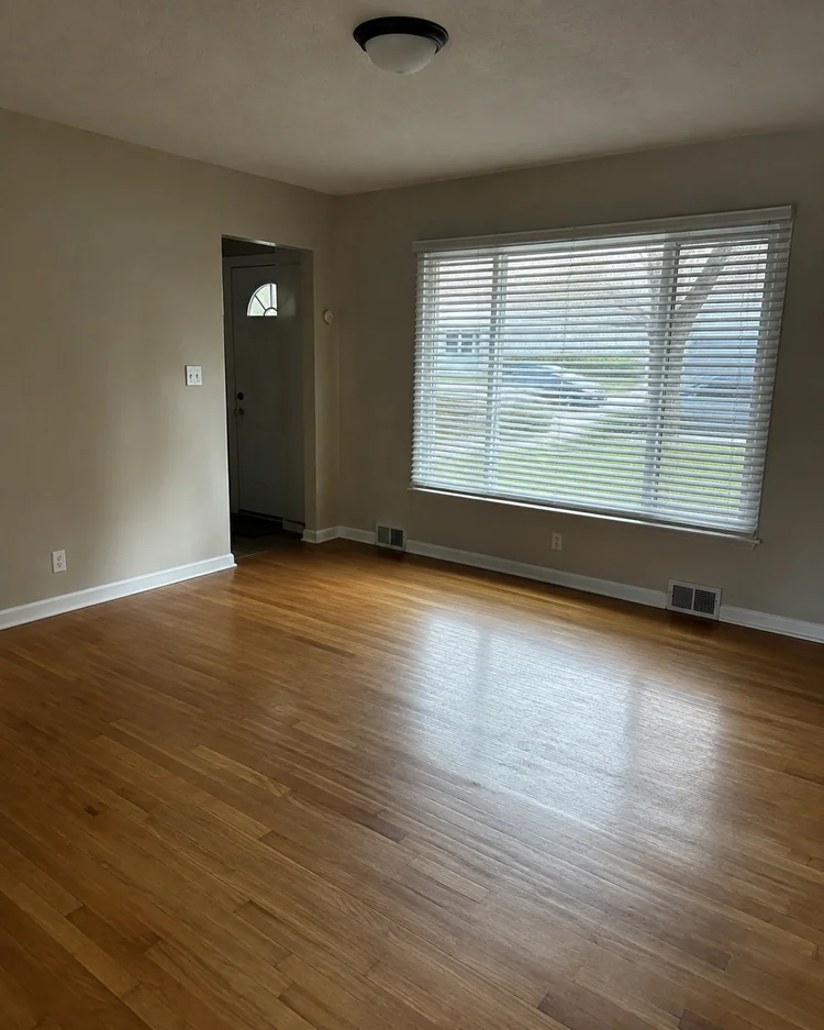 Original source for Virtual Staging example 16