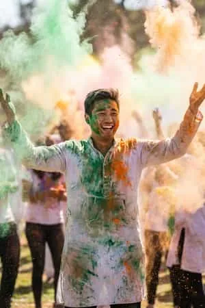 🎨 Holi sample 1