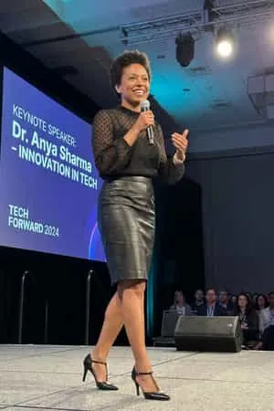 🗣️ Keynote speaker sample 1